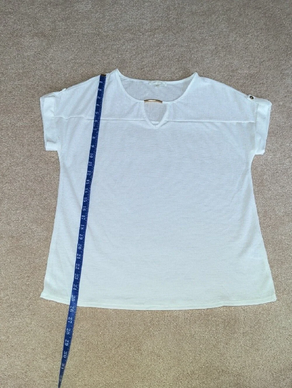 White Short-Sleeve Keyhole Top with Gold Accent - Women